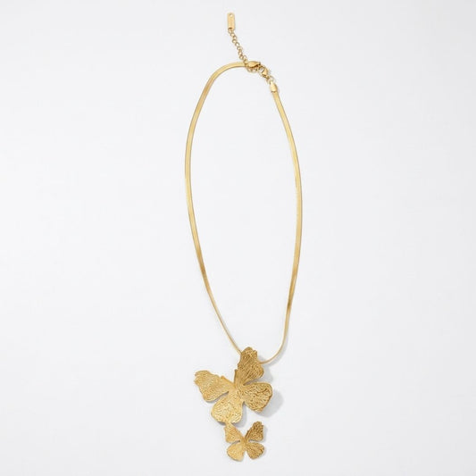 Zyvelle Necklace