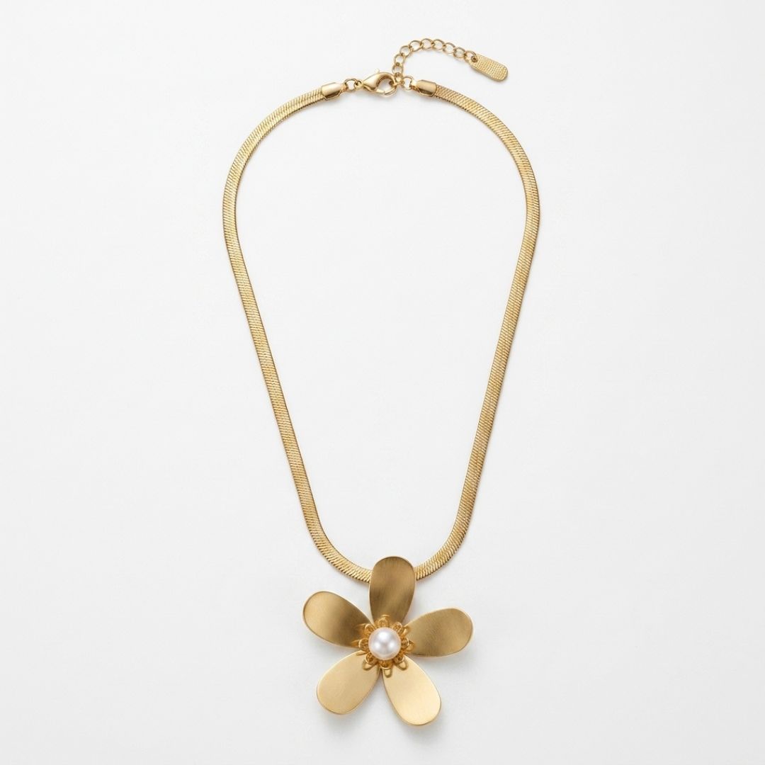 Elmira Gold Necklace