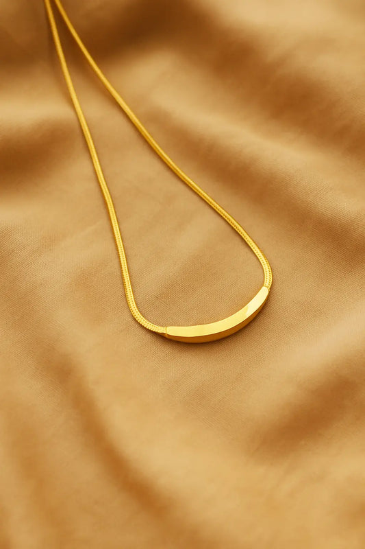 Zarelle Embedded with Pearl-Women's Necklace-Emberstone-Emberstone