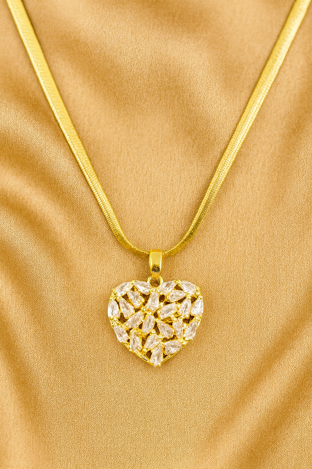 Camellune Necklace