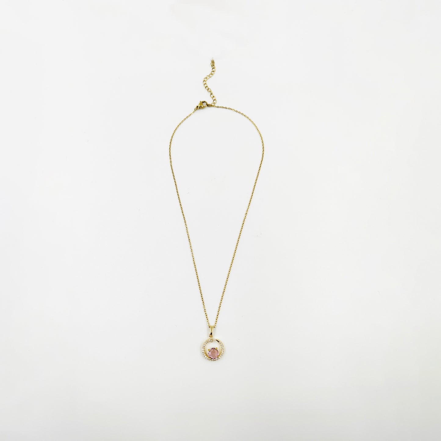 Saella Necklace
