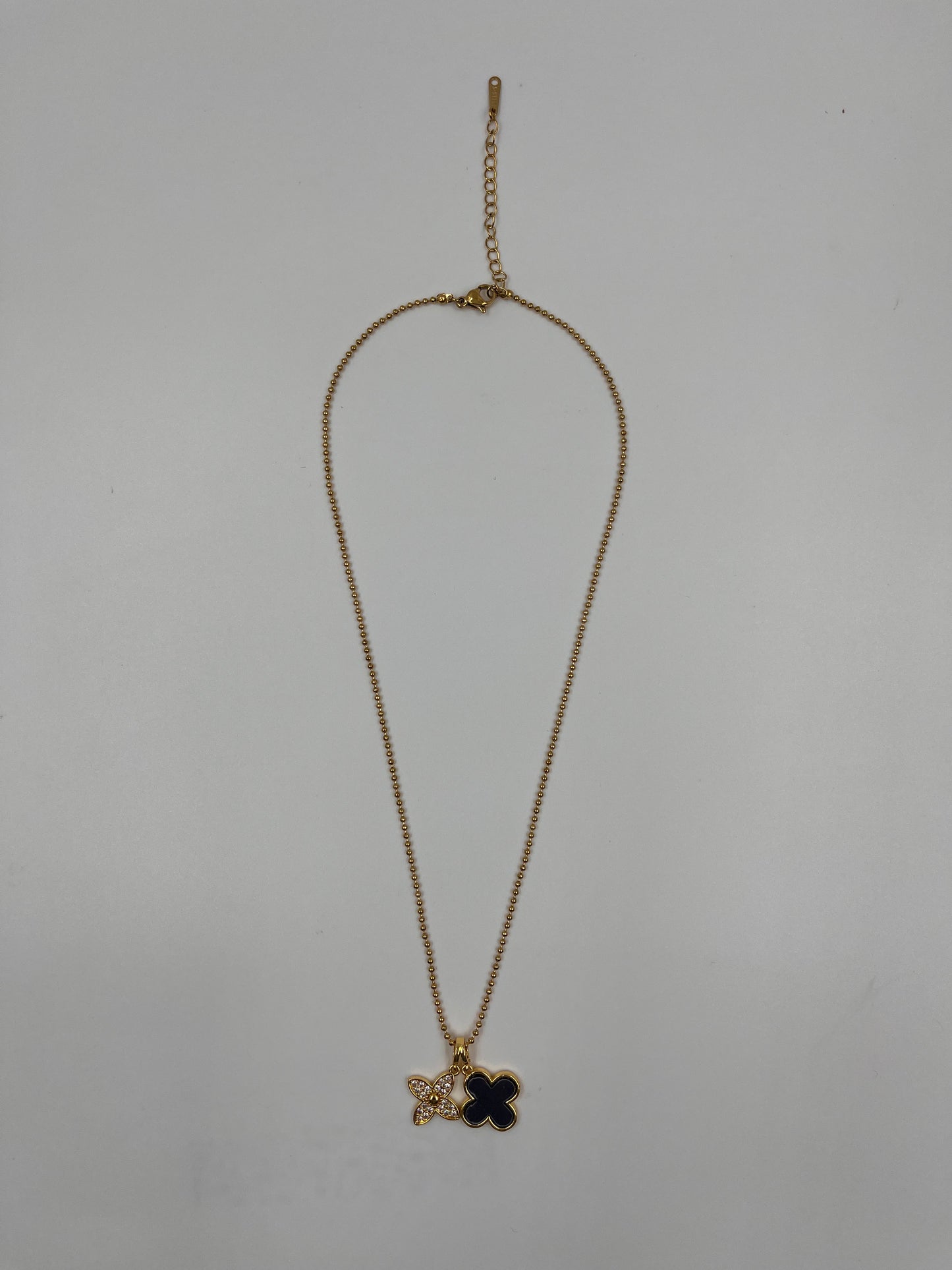 Elaris Necklace