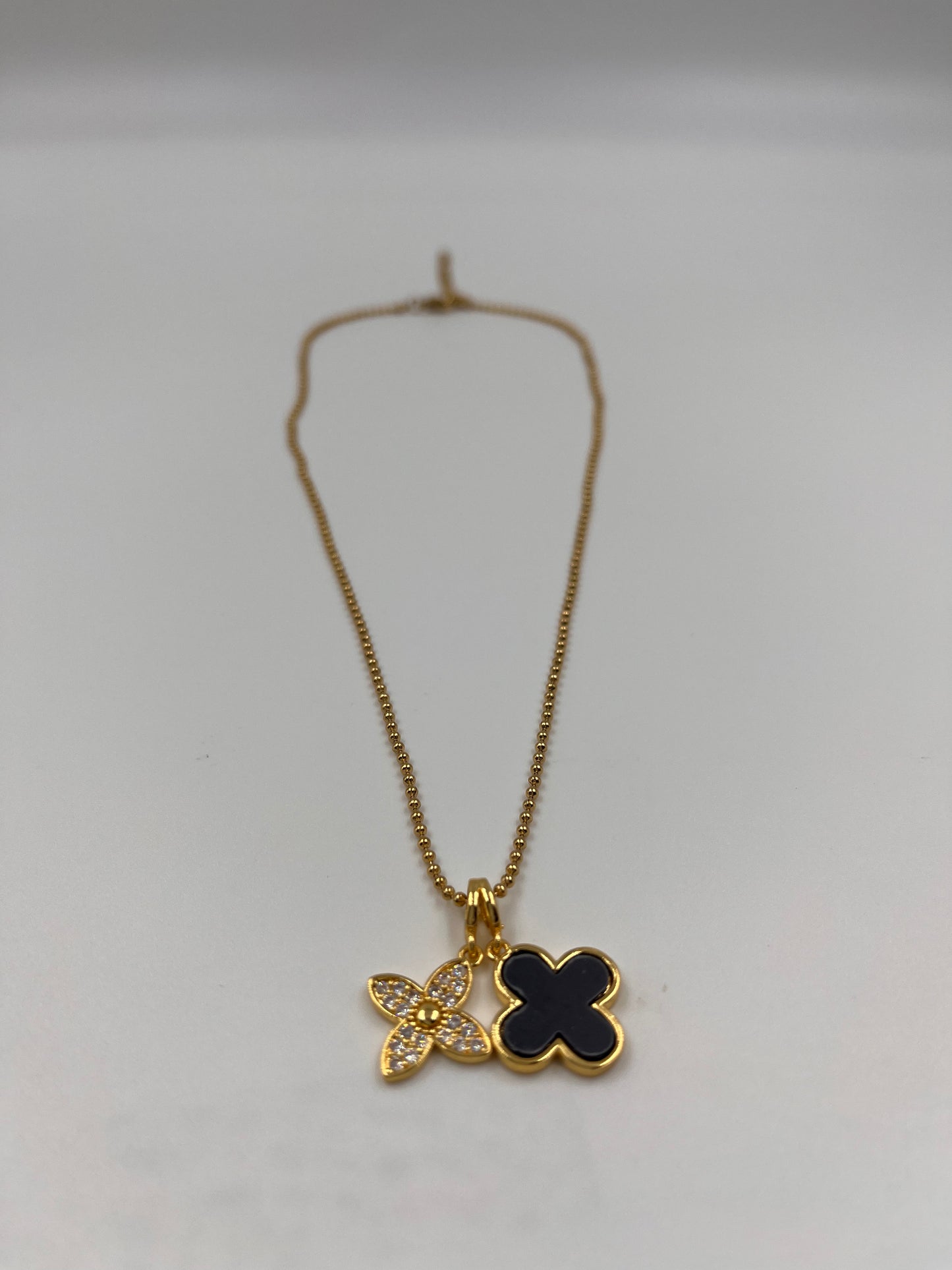 Elaris Necklace