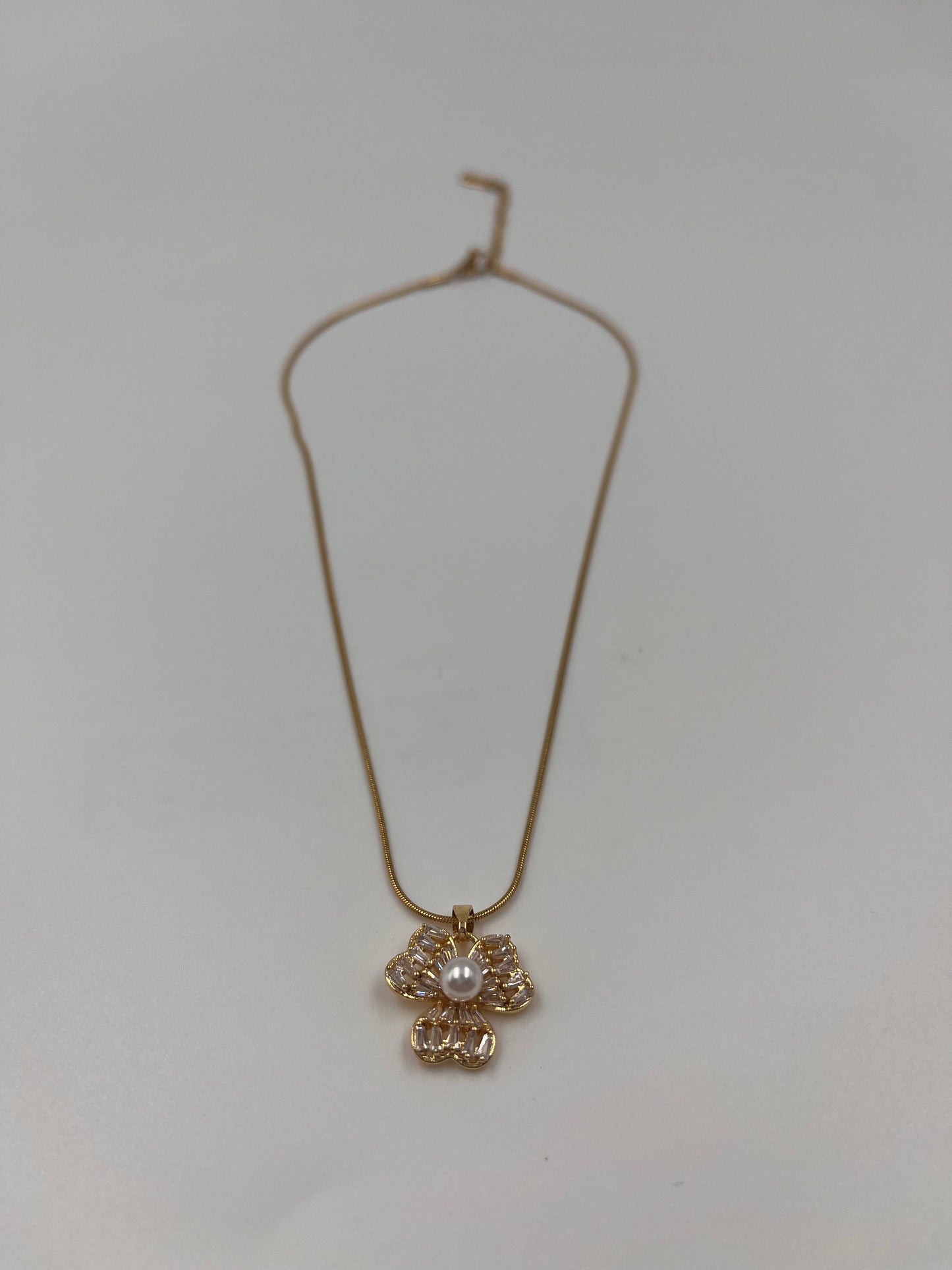 Vaelora Necklace