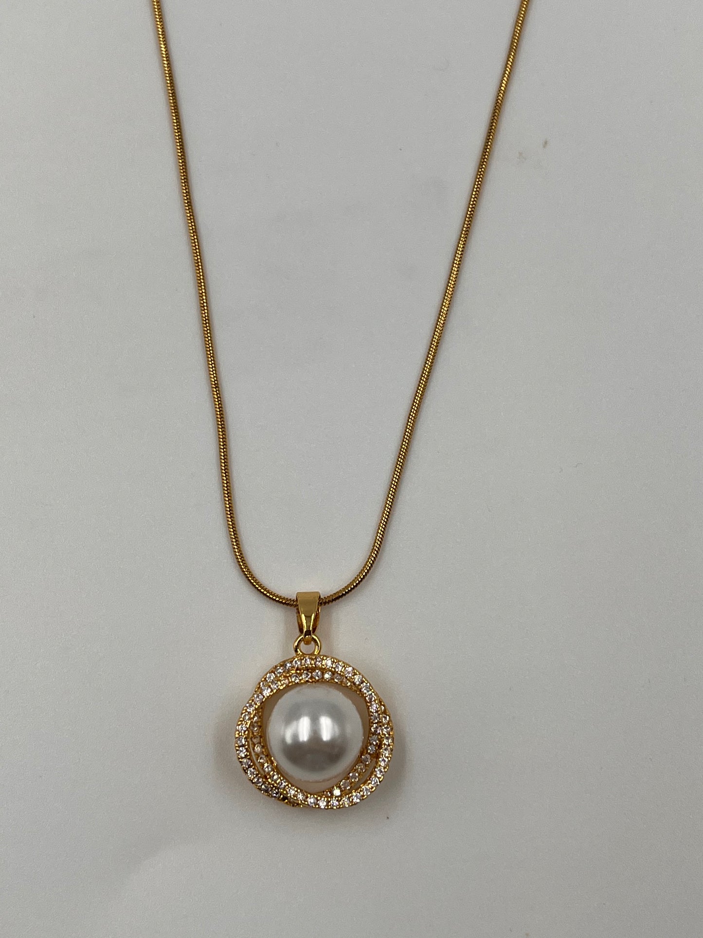 Olyndra Necklace