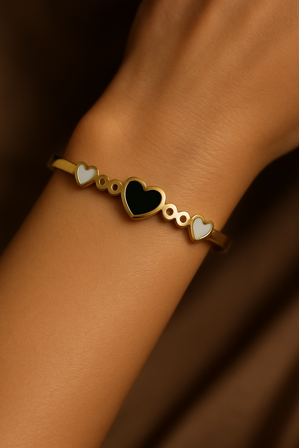 Onyxia Bracelet