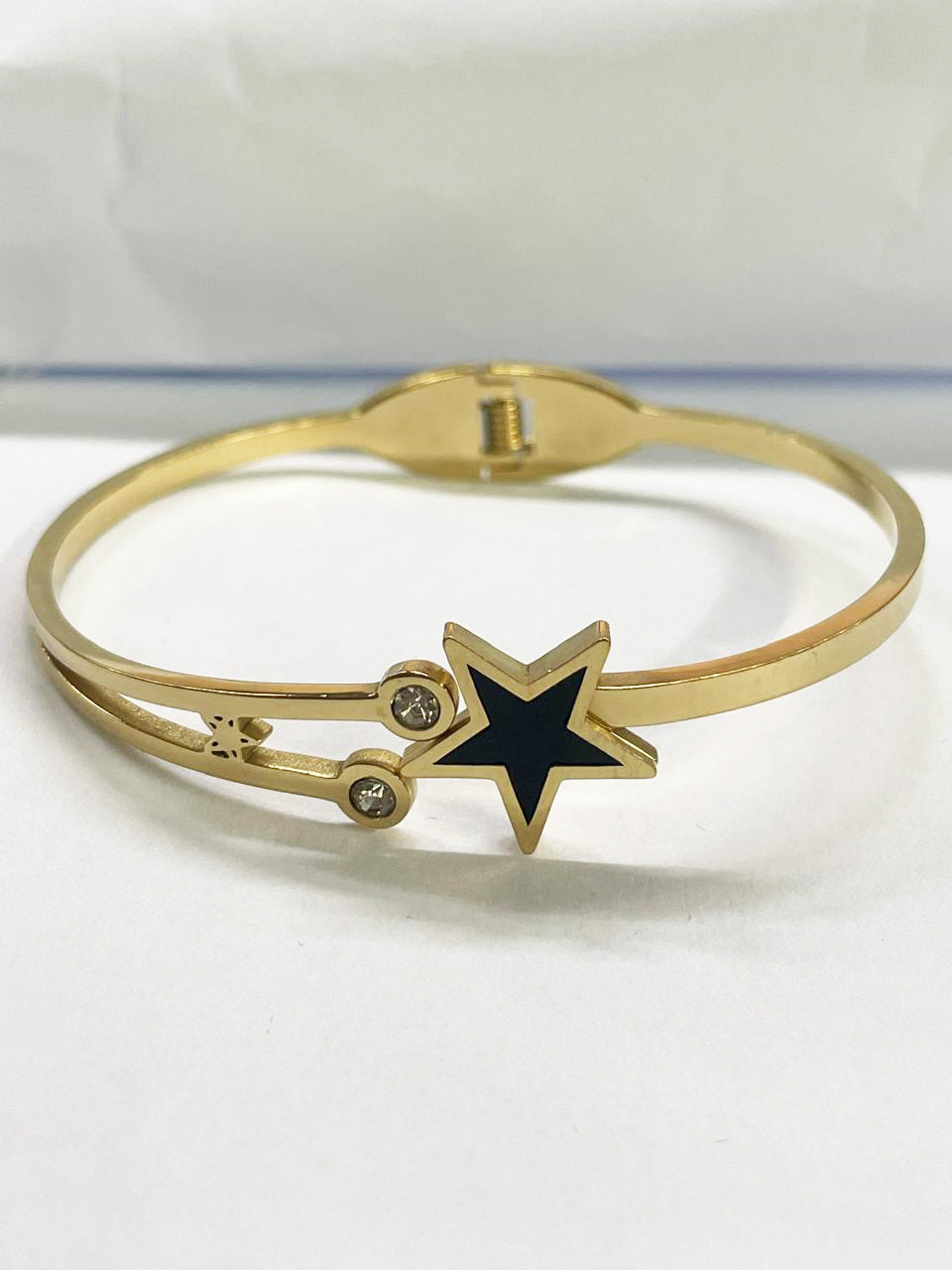 Bravira Bracelet