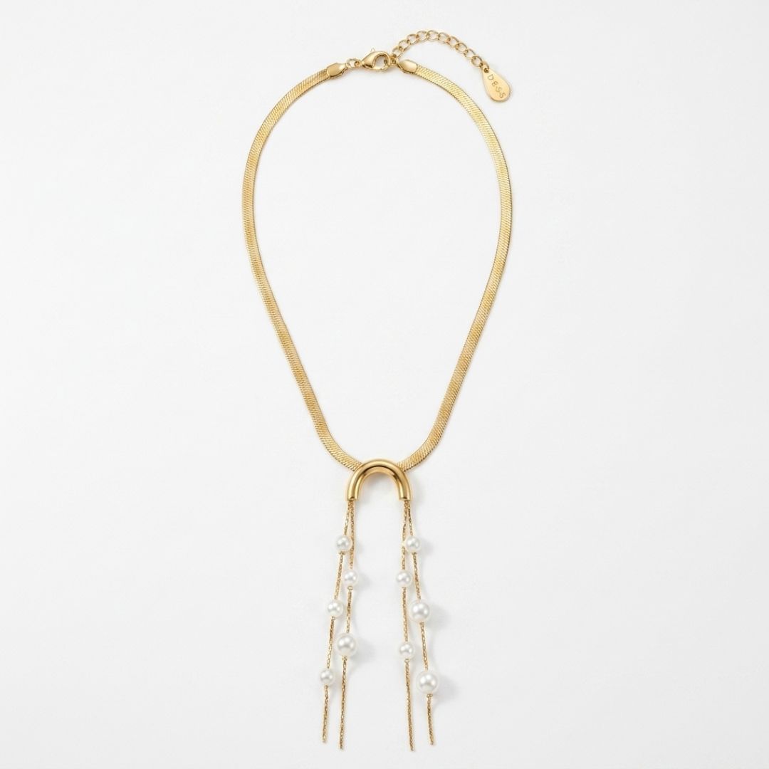 Solenne Glow Necklace