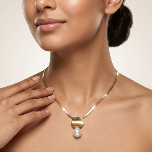 Velune Necklace