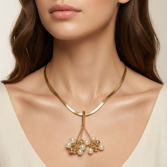 Virexa Necklace