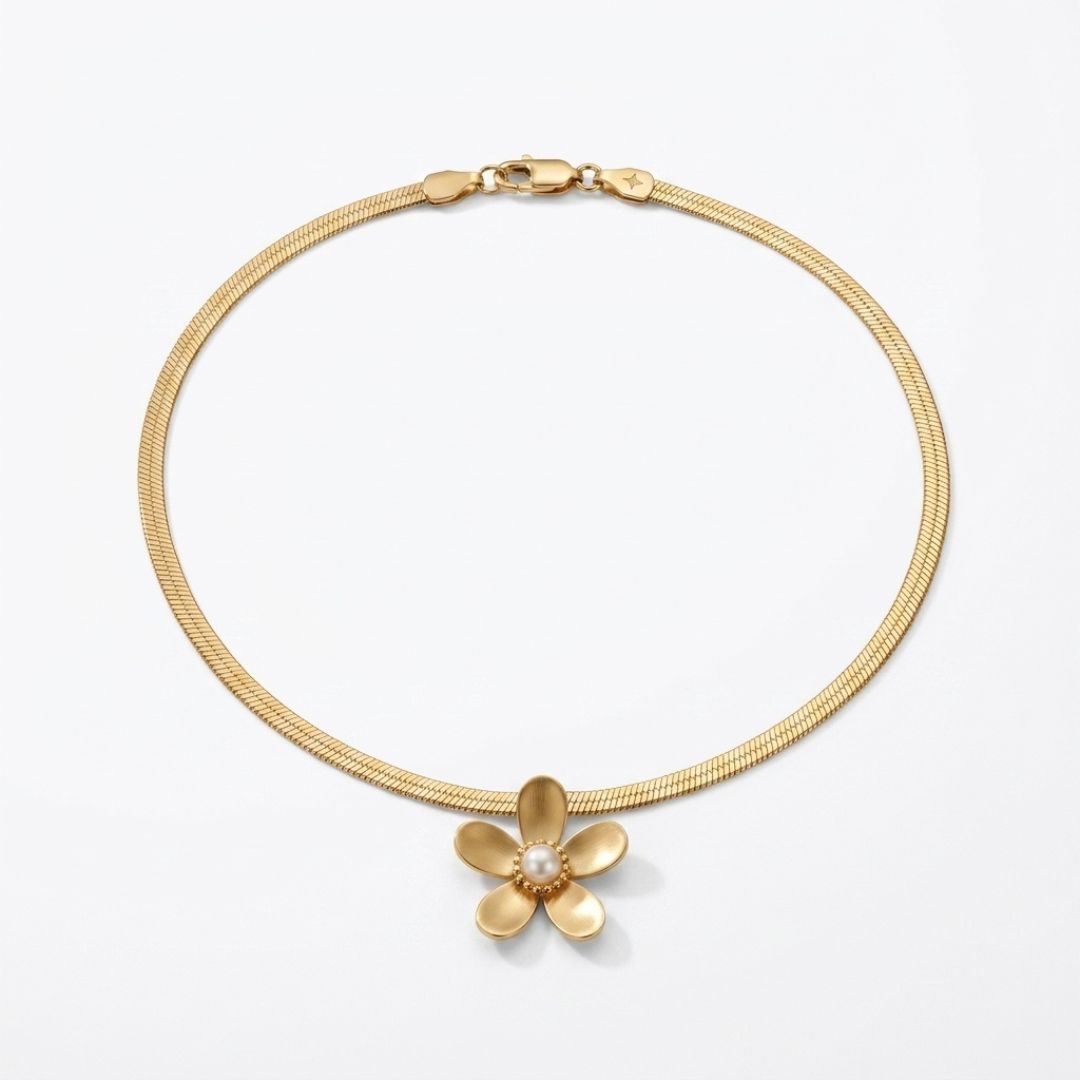 Elmira Gold Necklace