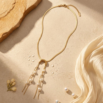 Solenne Glow Necklace