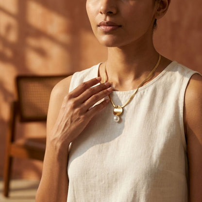Velune Necklace