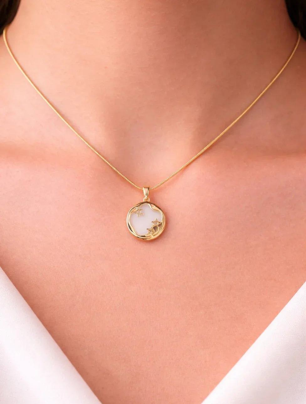 Aurora Pearl Necklace - Emberstone