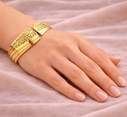 Mera  Bracelet