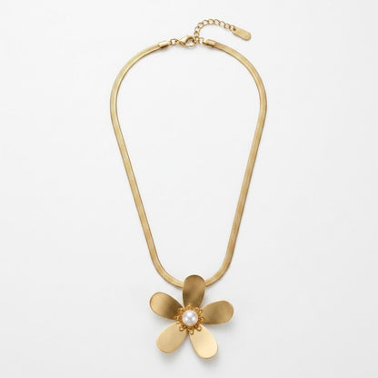 Elmira Gold Necklace