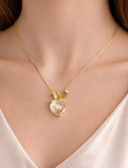Velora Necklace
