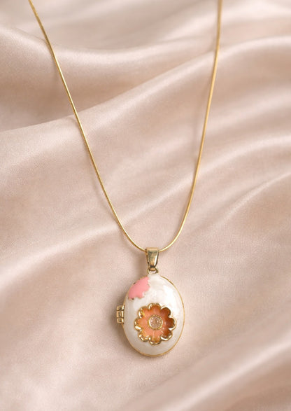 Maelle Necklace