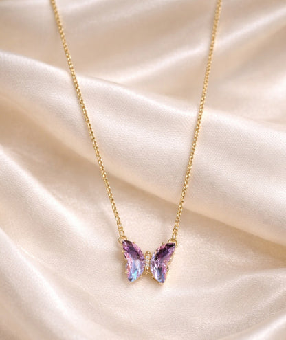 ELVORA Necklace