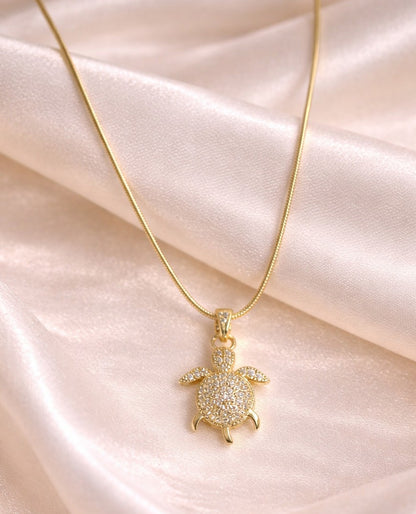 NOIRÉA Necklace
