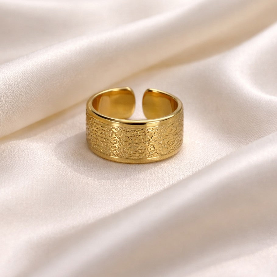 MyraBelle Ring