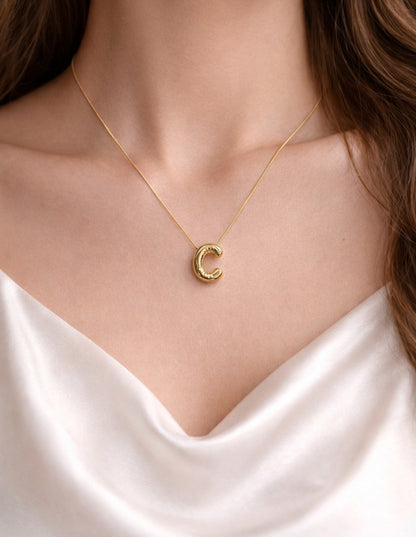 Olia Necklace