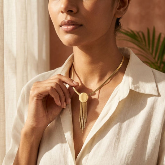 Aurelia Glow Necklace