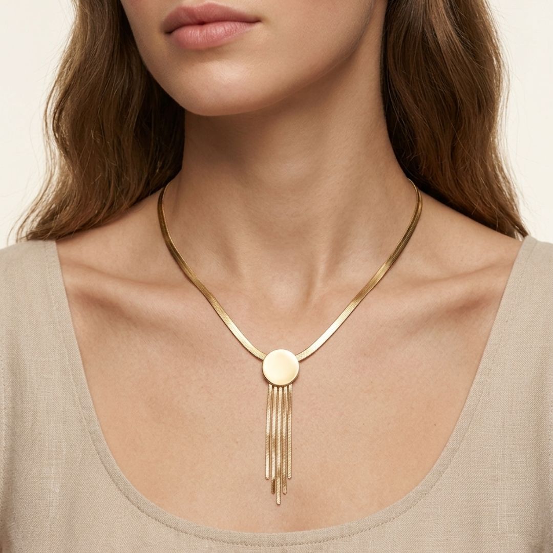 Aurelia Glow Necklace