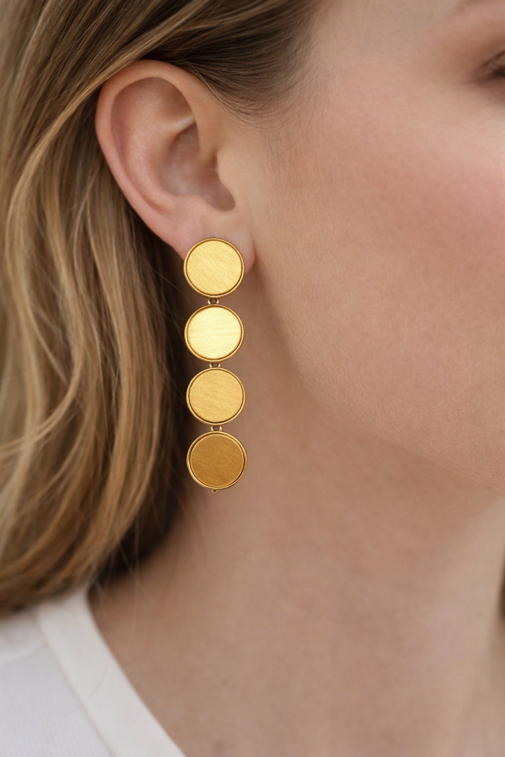 Bond Earrings