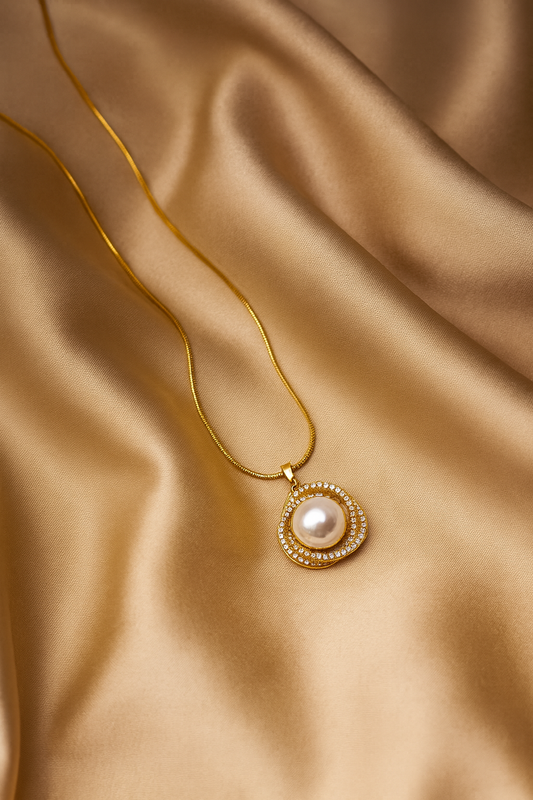 Olyndra Necklace