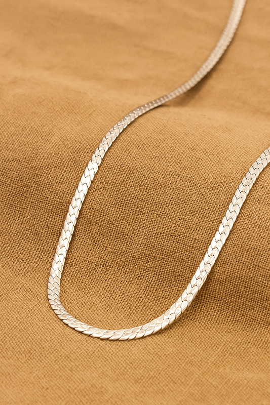 Oak Double Snake Silver Necklace