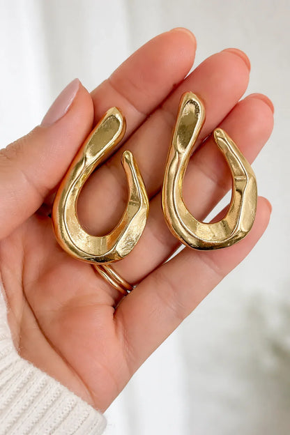 Cylora Earrings - Emberstone