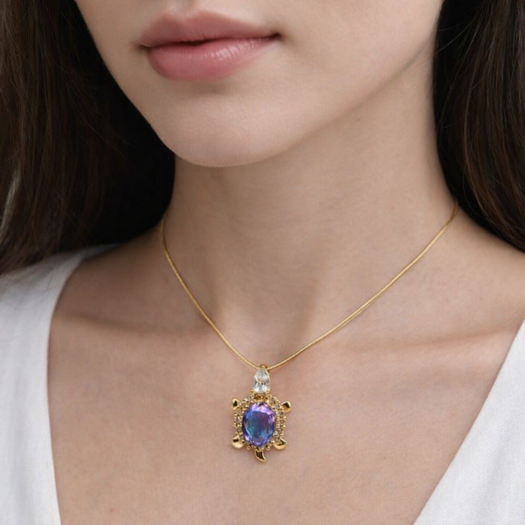 Delora Necklace
