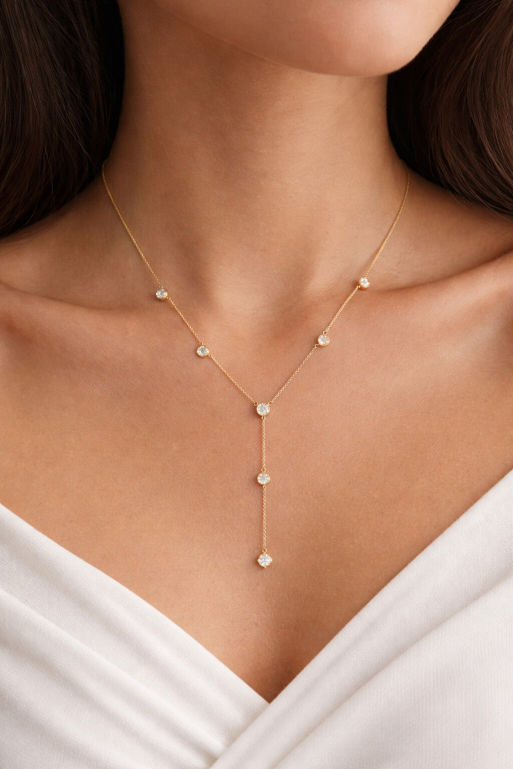Elowyn Knot Loop Necklace
