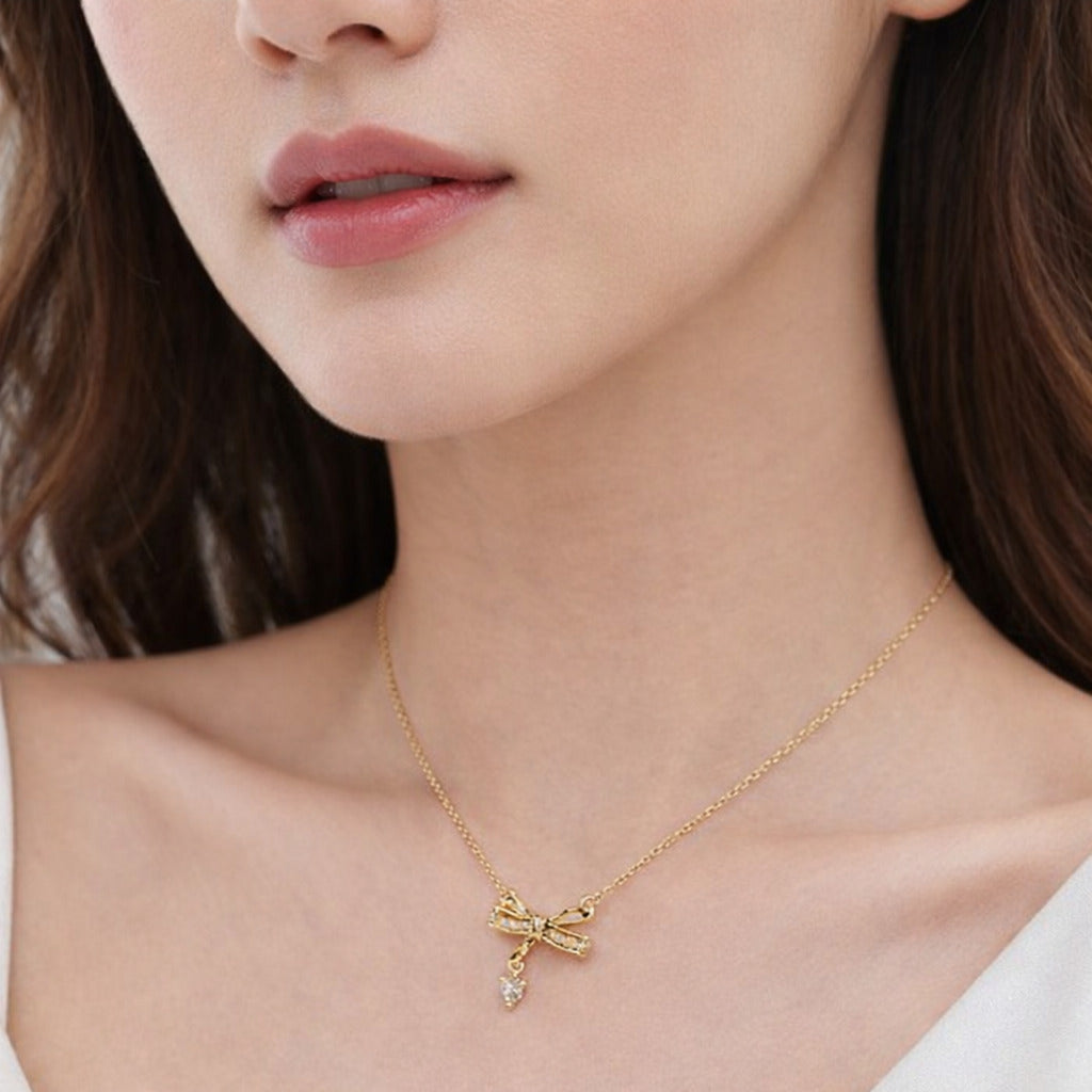 Evine Necklace