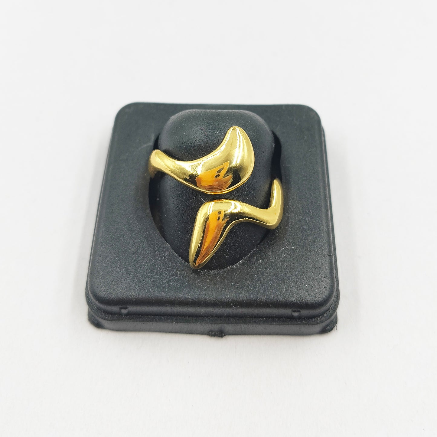 Celestara Rings