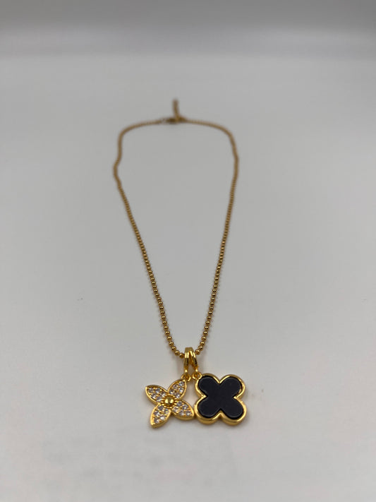 Elaris Necklace