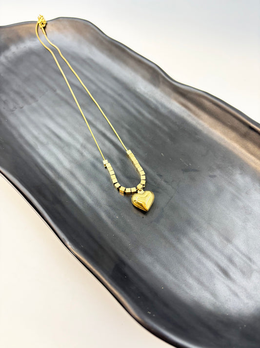 Mirenne Heart with Cube Beads