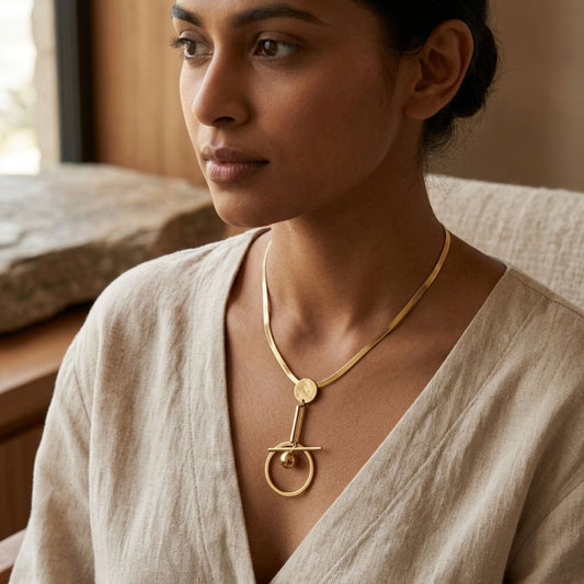 Radiant Loop Necklace