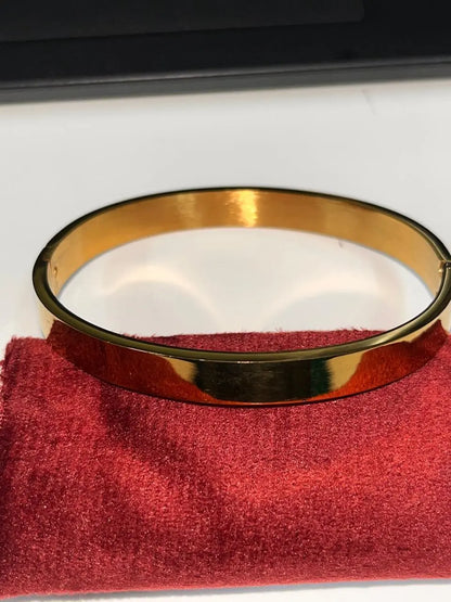 Velanthe Gold Bracelet-Women's Bracelets-Emberstone-Emberstone