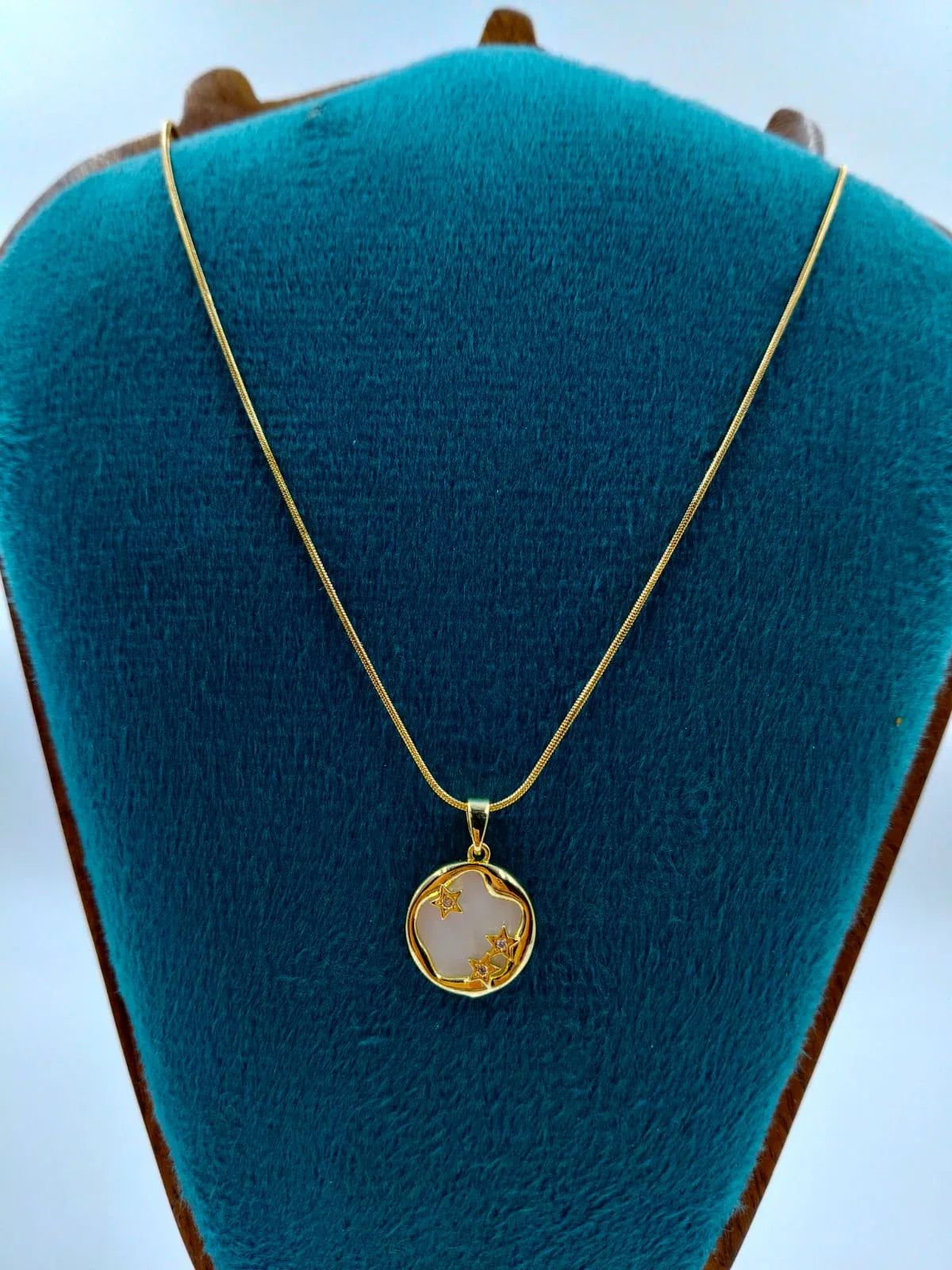 Aurora Pearl Necklace - Emberstone