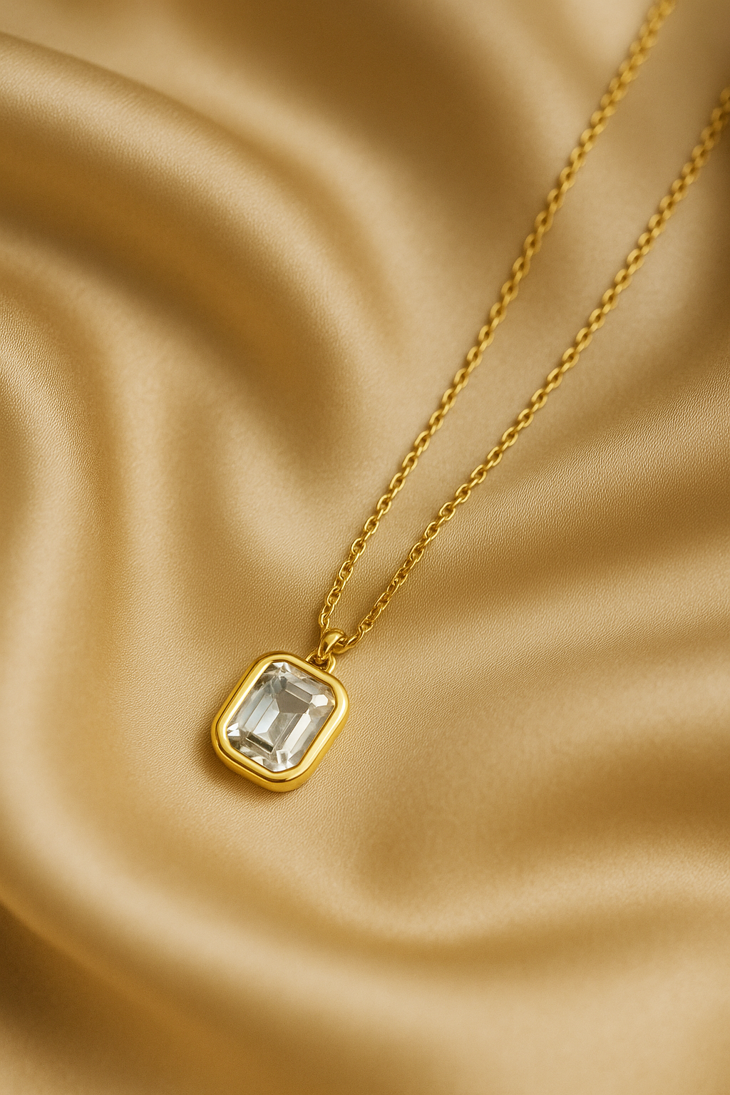 Caelora White Octagon Diamond