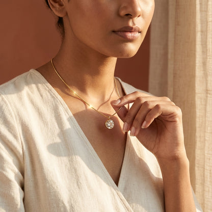 Elira Necklace