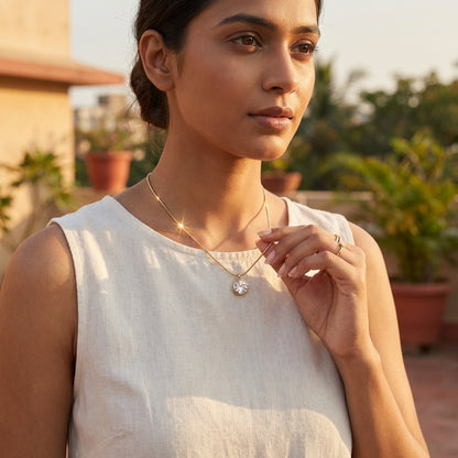 Elira Necklace